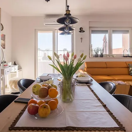 Jela & Niko Apartment