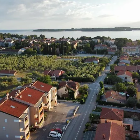 Jela & Niko Apartment Fazana